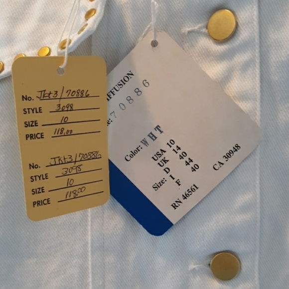 Vintage 80s I.B.Diffusion white denim jean jacket - Picture 2 of 3